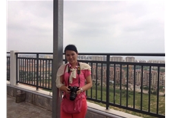 辦公室-黃海敏    紛紛萬事，直道而行！