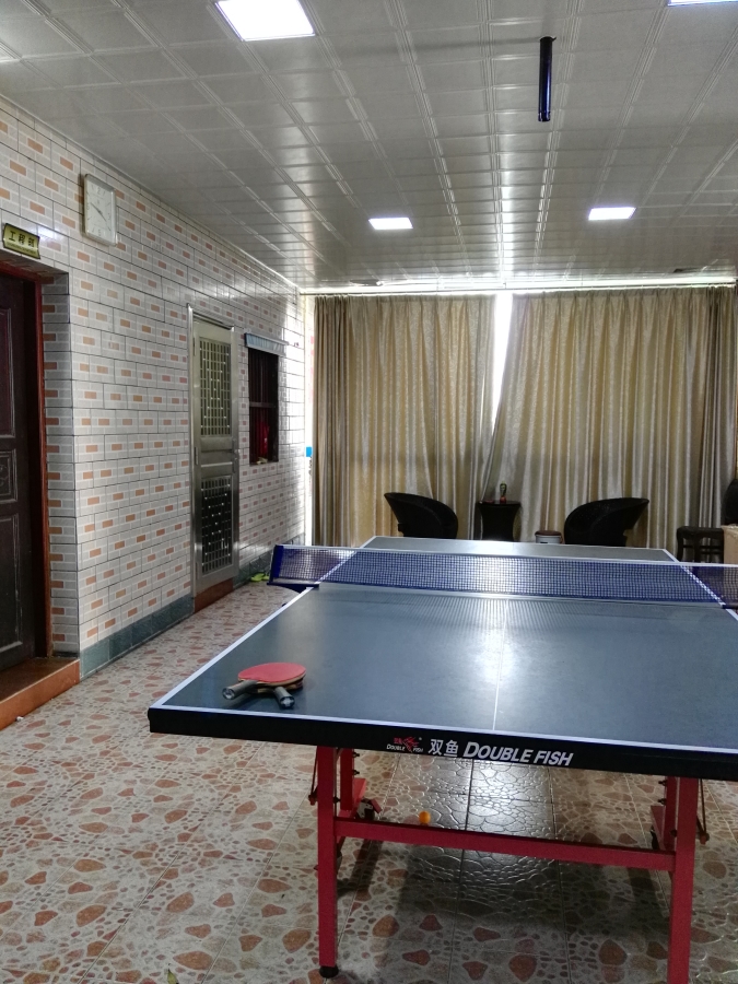 藍(lán)冠運(yùn)動娛樂室